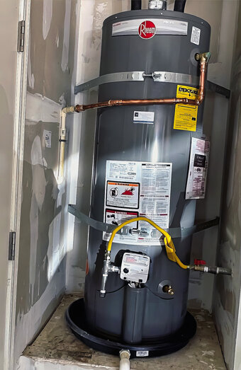https://wanneroohotwater.com.au/uploads/2025/06/electric-hot-water-system-32635.jpg