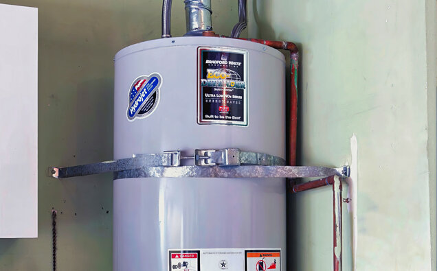 https://wanneroohotwater.com.au/uploads/2025/06/gas-hot-water-system-30845.jpg
