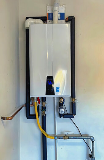 https://wanneroohotwater.com.au/uploads/2025/06/instant-hot-water-systems-63860.jpg