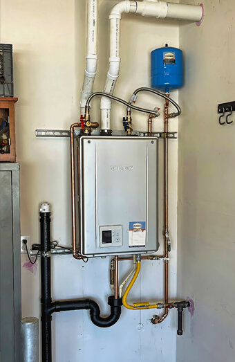 https://wanneroohotwater.com.au/uploads/2025/06/instant-hot-water-systems-98444.jpg